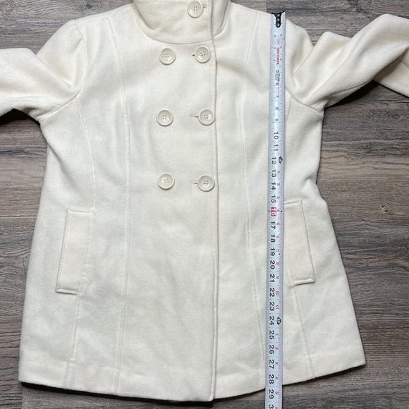 Steve Madden Women’s Cream Wool Blend Pear Coat, size large - Picture 11 of 14